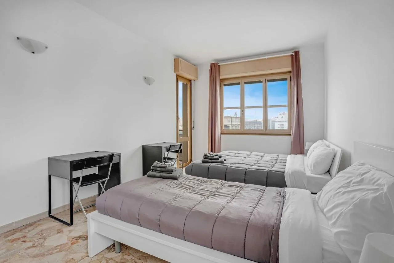 Cav9 - Large Apartment With Panoramic View - Milan
