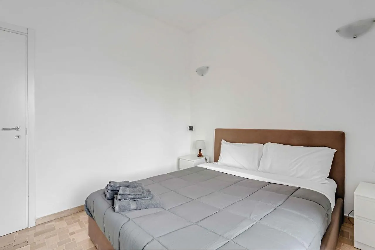 Cav9 - Large Apartment With Panoramic View - Milan